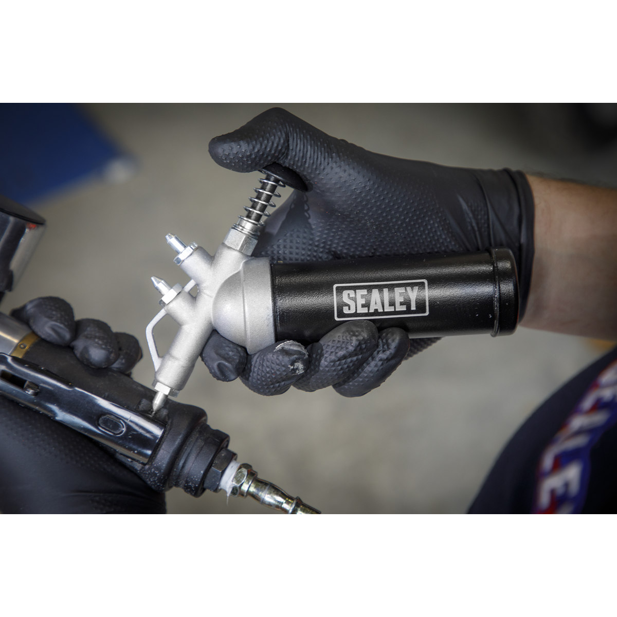 Sealey Mini Grease Gun Push Type Sealey Mini Grease Gun Push Type